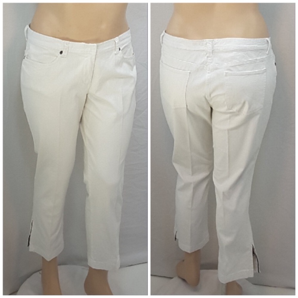 NEW YORK & CO Ankle Zip Jeans